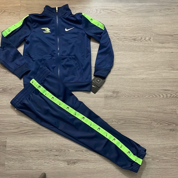 Nike Matching Sets Nwt Nike 2 Piece Jogger Set 3 Brand Poshmark